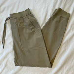 Lululemon ABC Jogger Khaki Medium